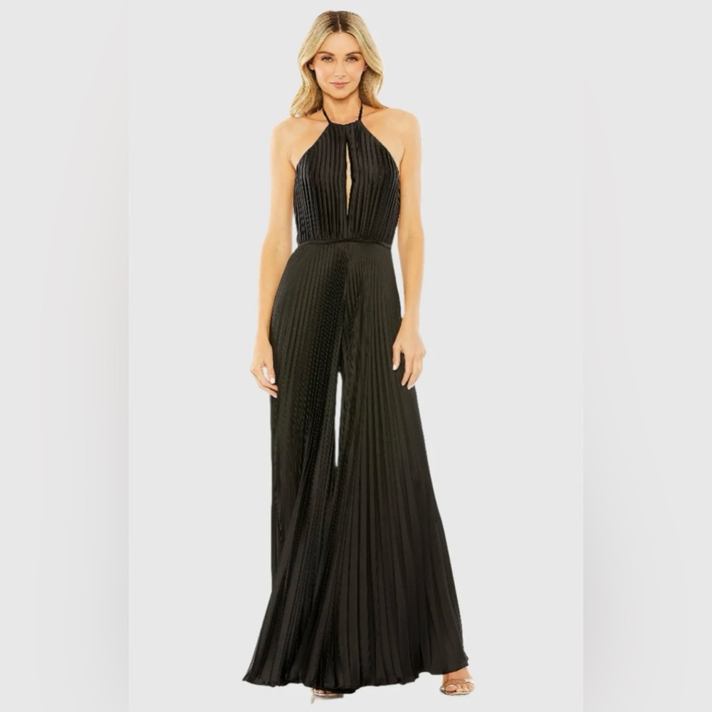 NWT Mac Duggal Black Halter Neck Keyhole Detail Pleated Jumpsuit